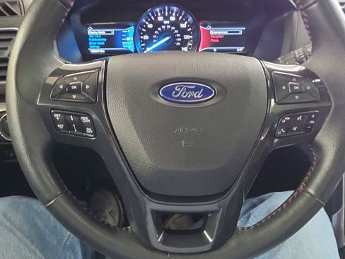 Used 2019 Ford Explorer Sport w/ Equipment Group 401A AWD/4WD image 9