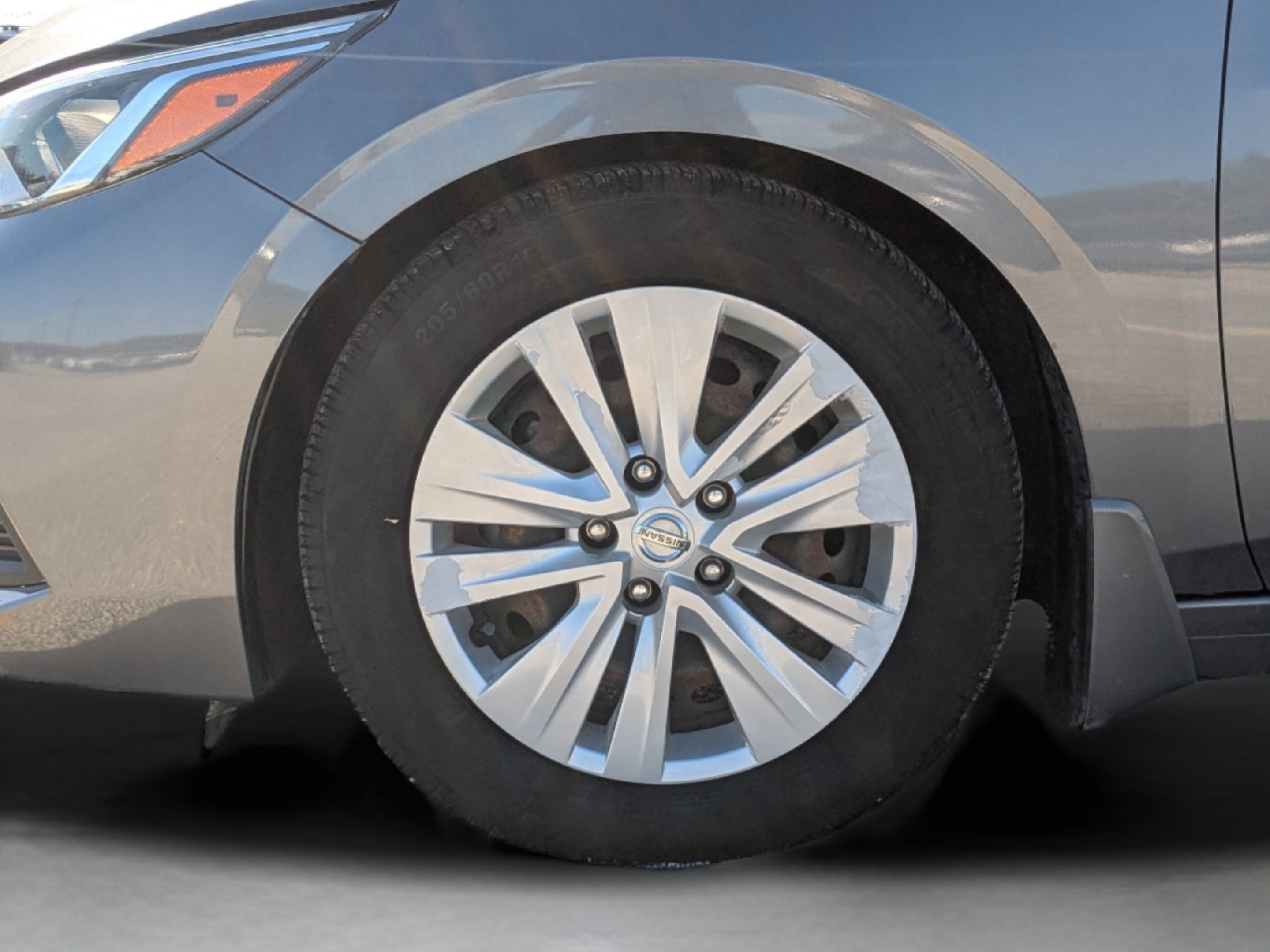 Used 2020 Nissan Sentra S w/ Trunk Package FWD image 25