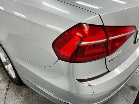 Used 2016 Volkswagen Passat 1.8T S image 30
