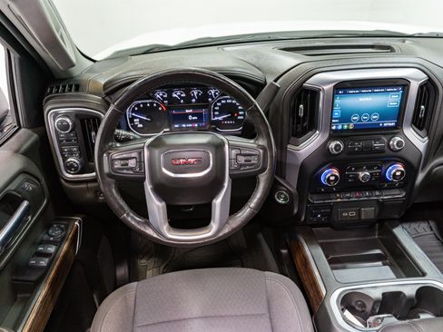 Used 2022 GMC Sierra 1500 Elevation w/ X31 Off-Road Package image 12