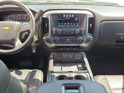 Used 2018 Chevrolet Silverado 1500 LTZ RWD image 21