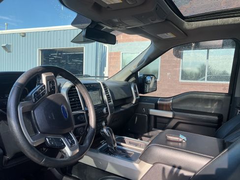 Used 2016 Ford F150 Lariat w/ Equipment Group 502A Luxury image 13