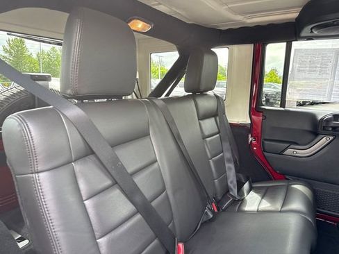 Used 2012 Jeep Wrangler Unlimited Sport AWD/4WD image 10