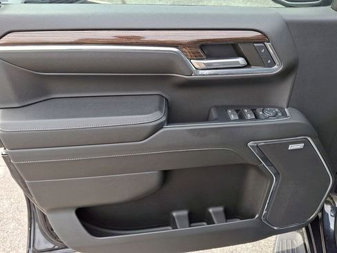 Used 2024 Chevrolet Silverado 1500 RST w/ Convenience Package II image 9