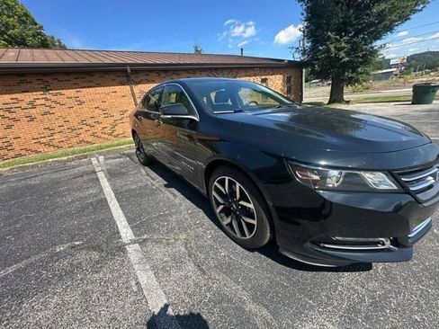 Used 2017 Chevrolet Impala Premier FWD image 15