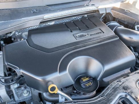 Used 2025 Land Rover Discovery Sport S image 36