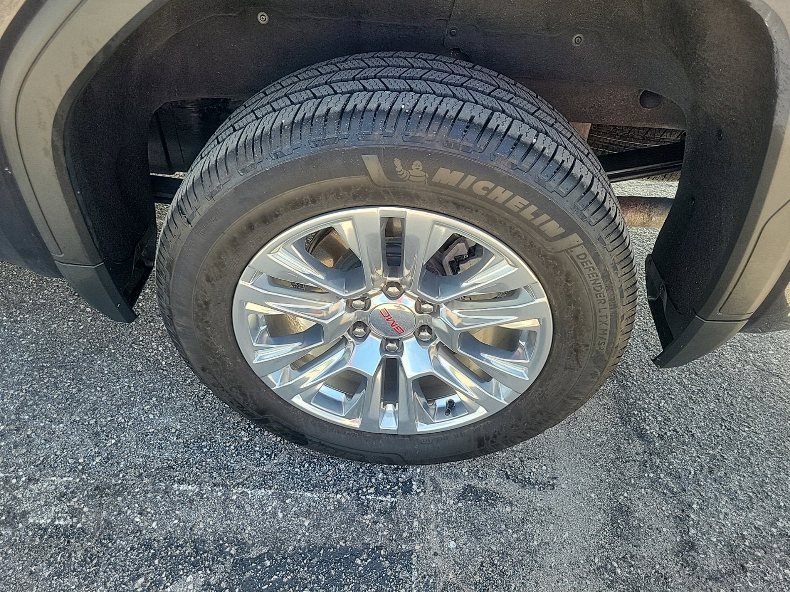 Used 2023 GMC Sierra 1500 Denali w/ Technology Package RWD image 9