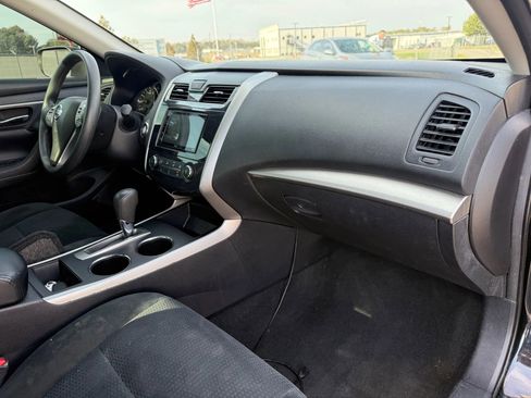 Used 2015 Nissan Altima 2.5 S w/ Power Driver Seat Package image 19