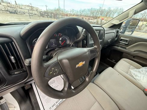 Used 2019 Chevrolet Silverado 2500 W/T w/ WT Convenience Package image 20