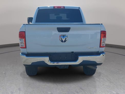 Used 2024 RAM 2500 Tradesman w/ Chrome Appearance Group AWD/4WD image 6