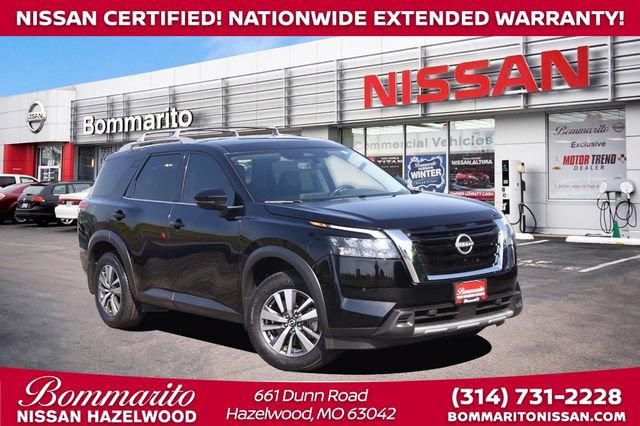 Certified 2025 Nissan Pathfinder SL FWD image 1