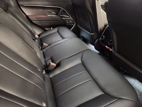 New 2026 Land Rover Range Rover SE AWD/4WD image 30