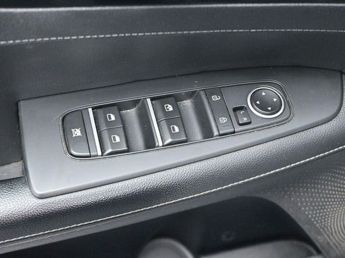 Used 2022 Kia Forte GT-Line FWD image 11