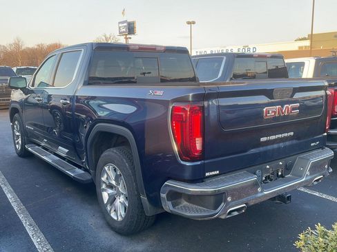 Used 2022 GMC Sierra 1500 SLT w/ SLT Premium Plus Package image 2