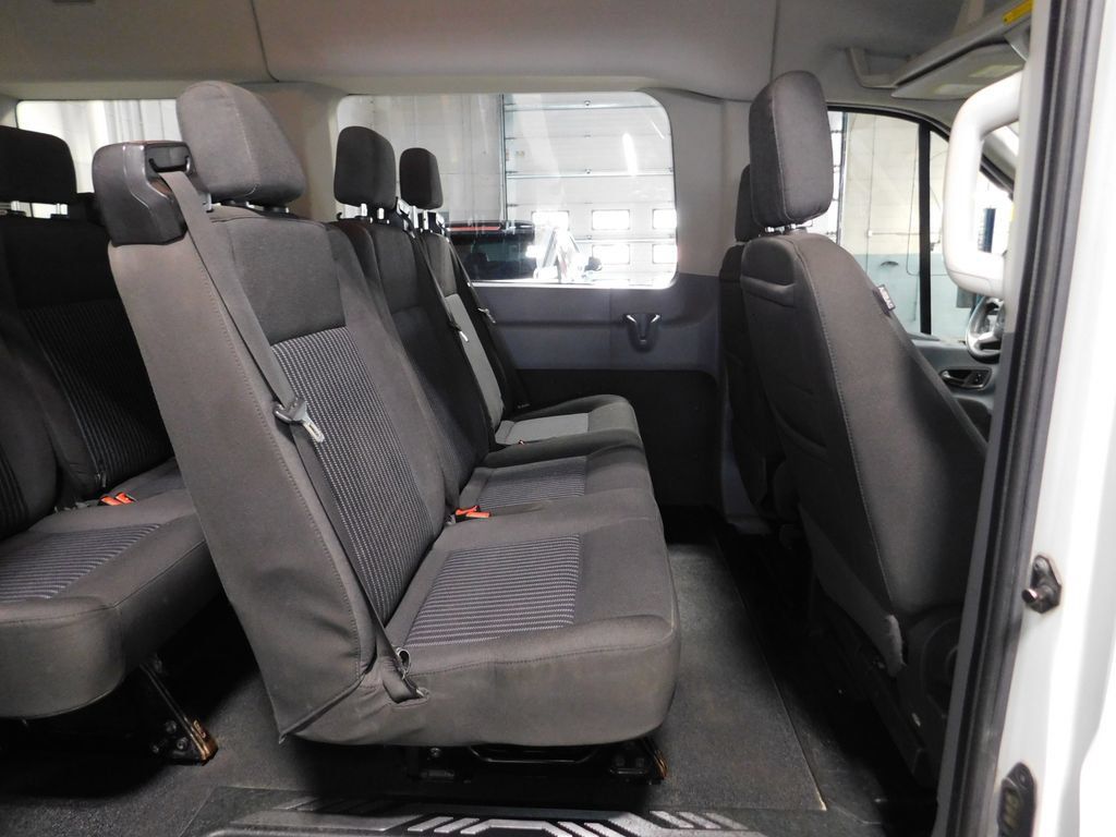 Used 2018 Ford Transit 150 XLT RWD image 24