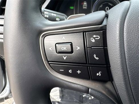 New 2025 Lexus ES 300h w/ Luxury Package image 30