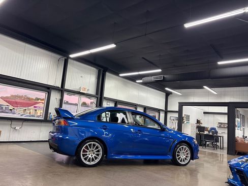 Used 2015 Mitsubishi Lancer Evolution GSR image 18