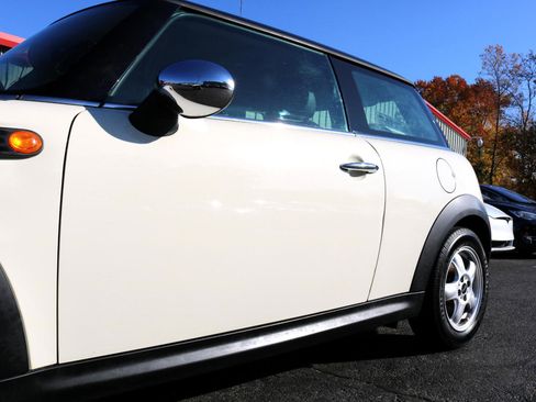 Used 2009 MINI Cooper Hardtop image 7
