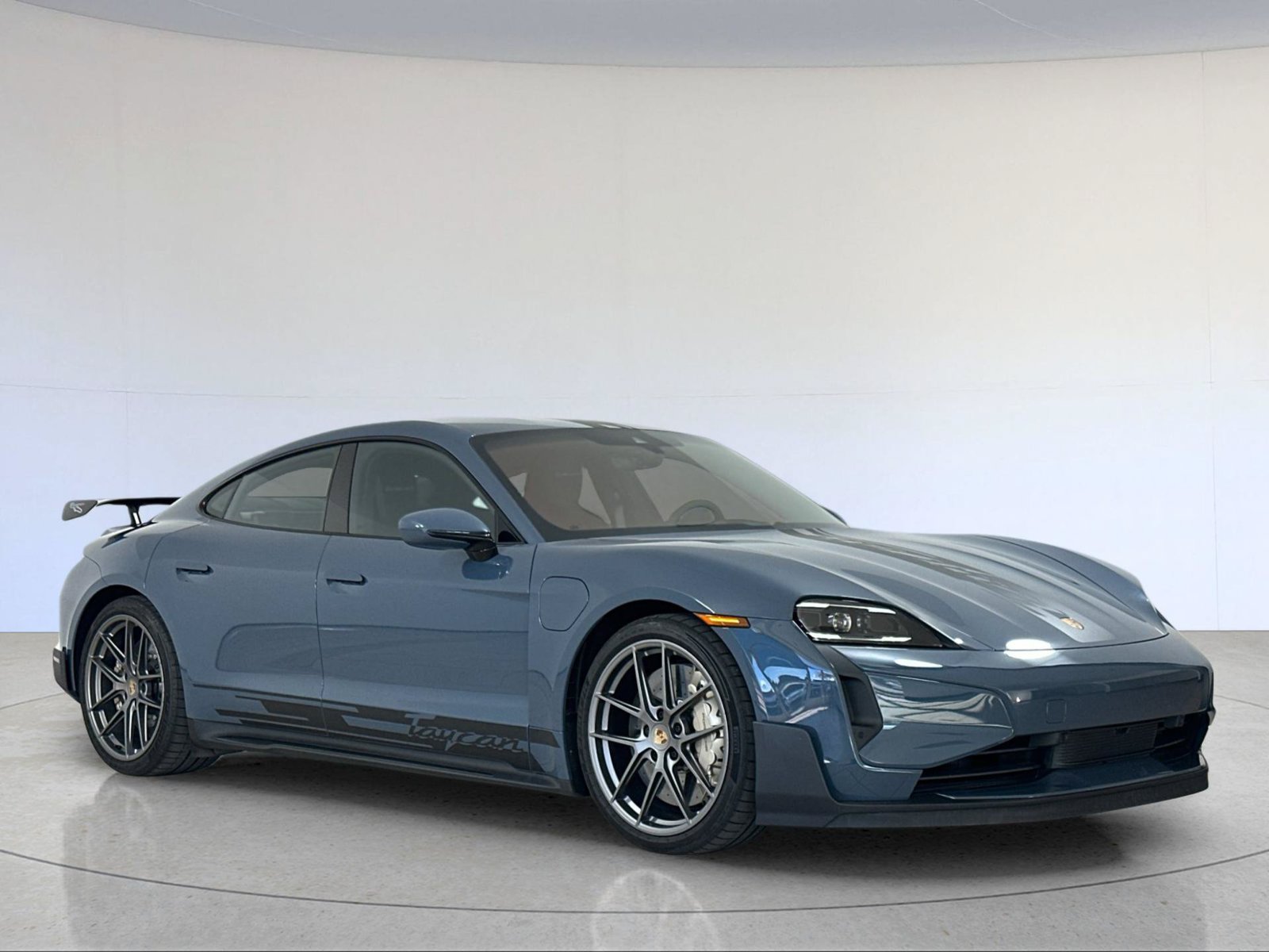 Certified 2025 Porsche Taycan Turbo GT AWD/4WD image 10