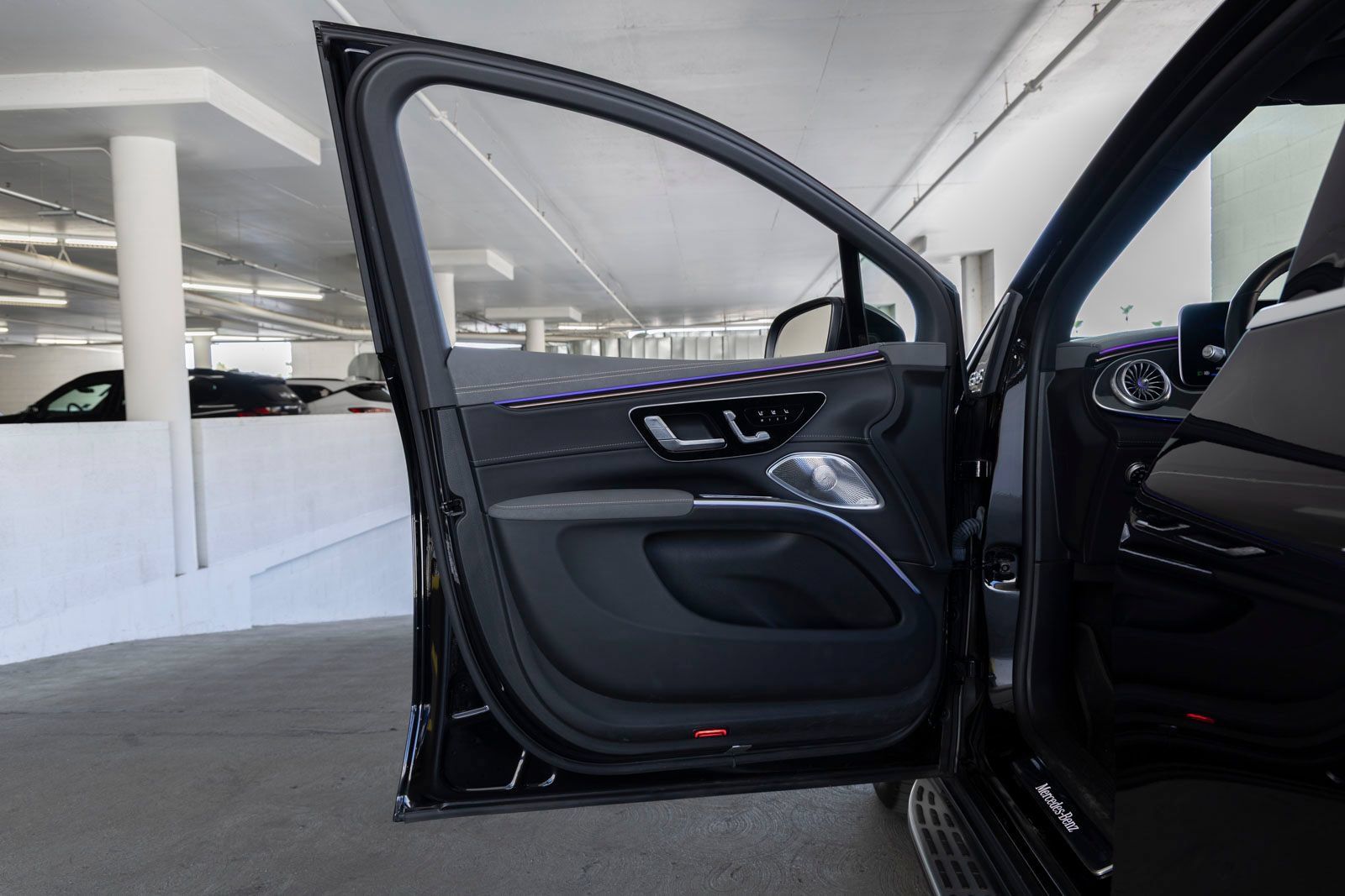 Certified 2023 Mercedes-Benz EQS 450+ SUV image 12