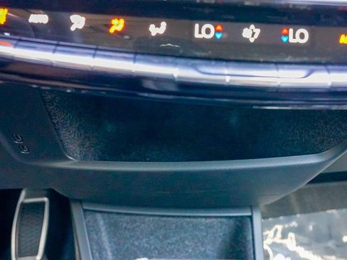 New 2025 Cadillac Optiq Luxury 1 image 29