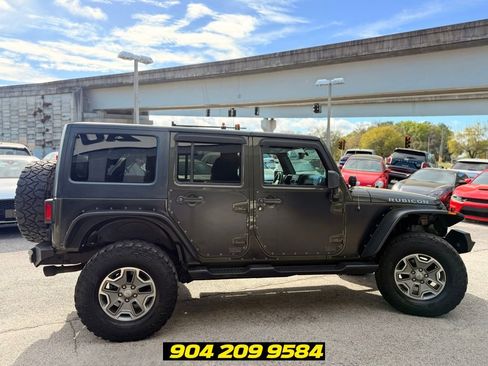 Used 2015 Jeep Wrangler Unlimited Rubicon w/ Dual Top Group AWD/4WD image 8