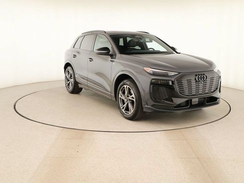 New 2027 Audi Q6 e-tron Premium Plus AWD/4WD image 10