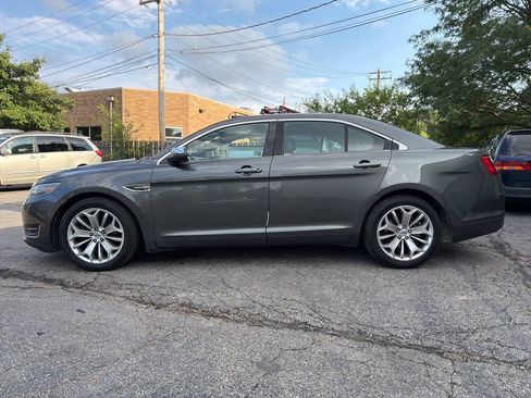 Used 2015 Ford Taurus Limited FWD image 3