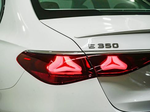 Used 2026 Mercedes-Benz E 350 Sedan image 9