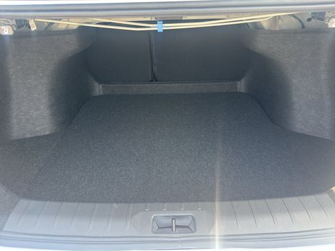 New 2026 Nissan Sentra SR FWD image 23