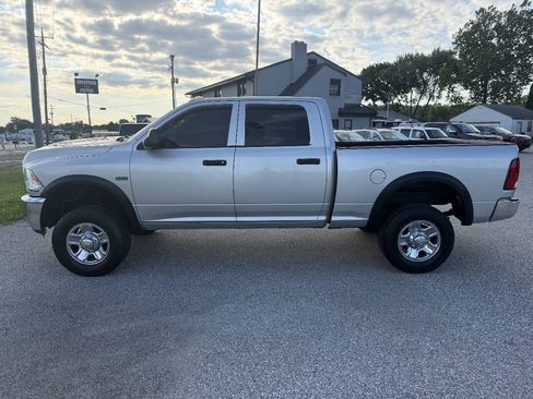 Used 2012 RAM 2500 ST w/ Chrome Appearance Group AWD/4WD image 4