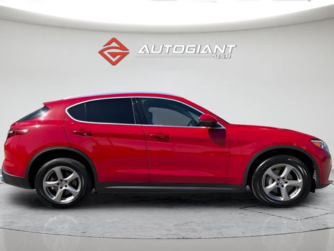 Used 2021 Alfa Romeo Stelvio Sprint w/ Cold Weather Package AWD/4WD image 12