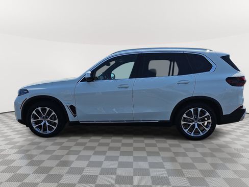 Used 2025 BMW X5 xDrive50e AWD/4WD image 8