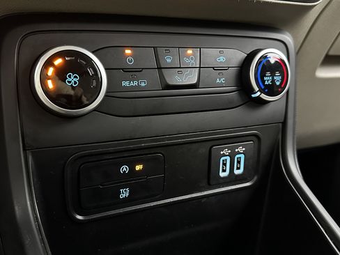 Used 2022 Ford EcoSport S image 17