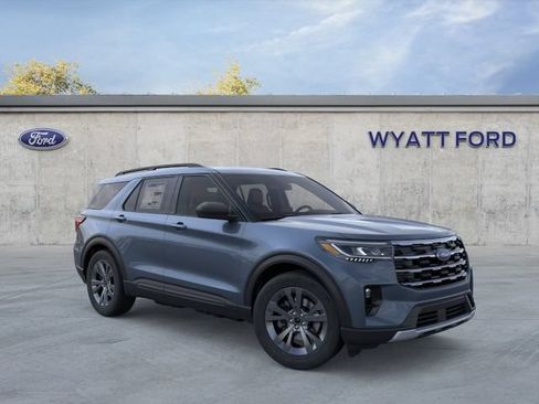 New 2026 Ford Explorer Active w/ Active Comfort Package AWD/4WD image 8