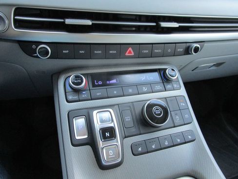 Used 2024 Hyundai Palisade SEL w/ Premium Package FWD image 40