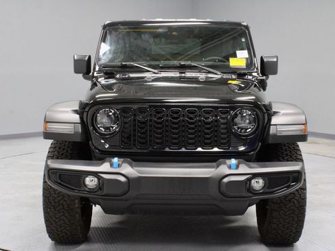 Used 2024 Jeep Wrangler Unlimited AWD/4WD image 6