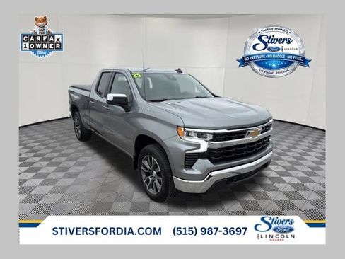 Used 2025 Chevrolet Silverado 1500 LT AWD/4WD image 1