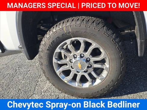 New 2026 Chevrolet Silverado 3500 LTZ w/ Z71 Chrome Sport Edition AWD/4WD image 18
