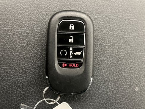 Used 2023 Honda Pilot EX-L image 10