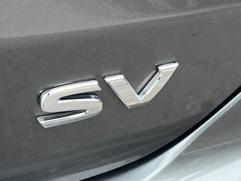 Used 2024 Nissan Kicks SV image 16