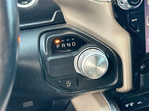 Used 2019 RAM 1500 Laramie image 22