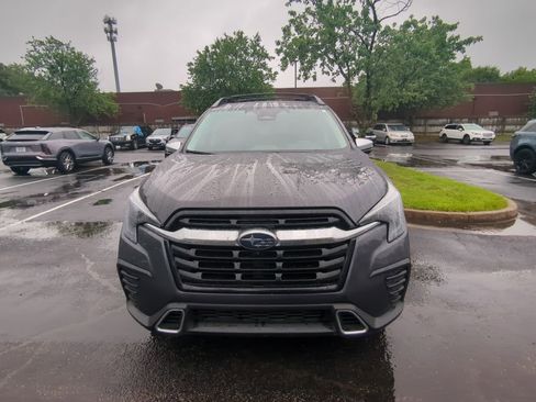 Used 2023 Subaru Ascent Touring AWD/4WD image 8