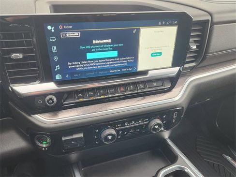 Used 2022 Chevrolet Silverado 1500 LTZ image 21