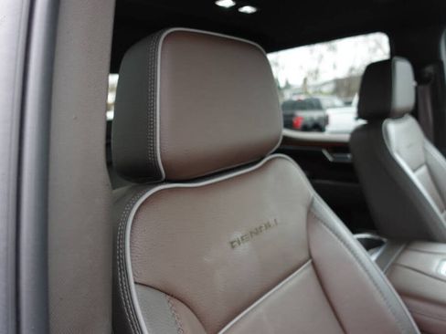Used 2022 GMC Sierra 1500 Denali AWD/4WD image 40