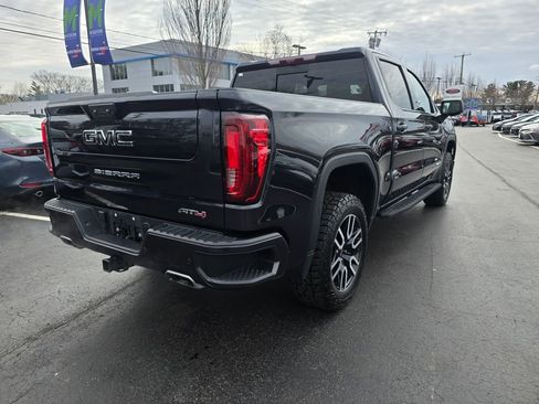 Used 2022 GMC Sierra 1500 AT4 w/ AT4 Premium Package image 7