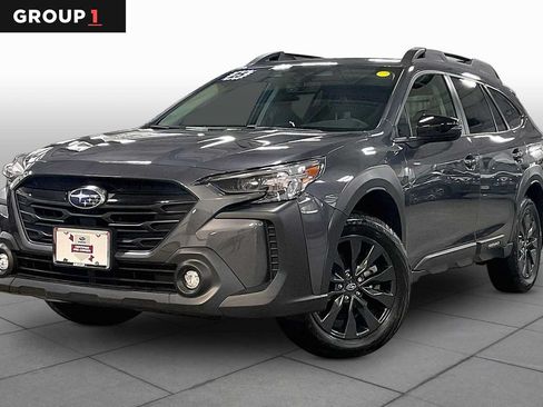 Used 2025 Subaru Outback Onyx Edition AWD/4WD image 1