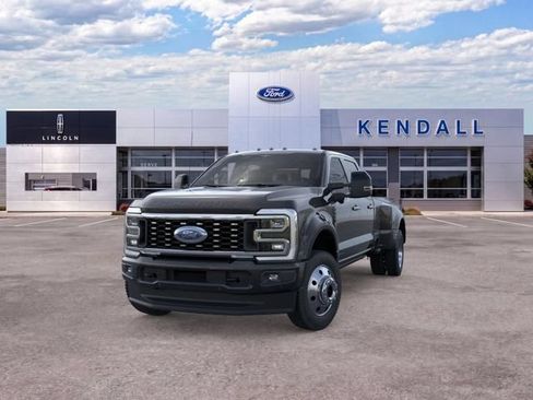 New 2026 Ford F450 Platinum w/ FX4 Off-Road Package AWD/4WD image 2