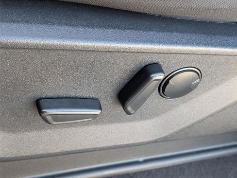 Used 2023 Ford F150 XLT w/ Equipment Group 302A High image 20