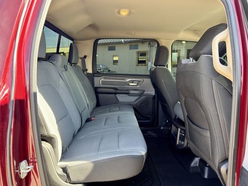 Used 2019 RAM 1500 Big Horn image 12